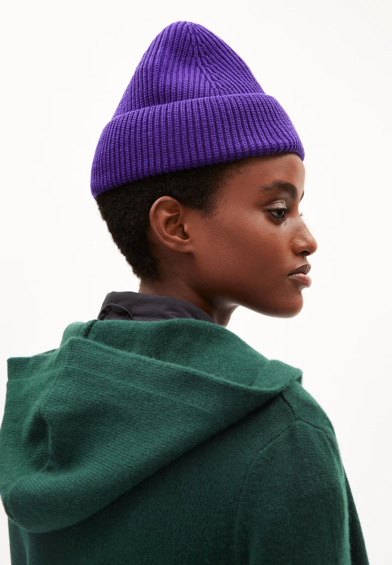 WARMAA | teal stone