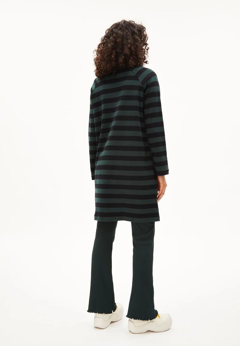 DANIKAA STRIPE | dark scarab-black
