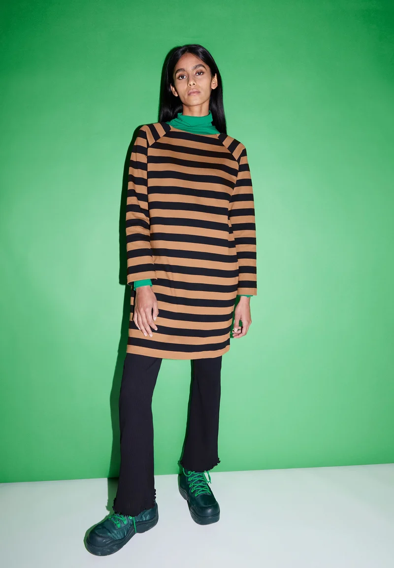 DANIKAA STRIPE | cedar wood-black