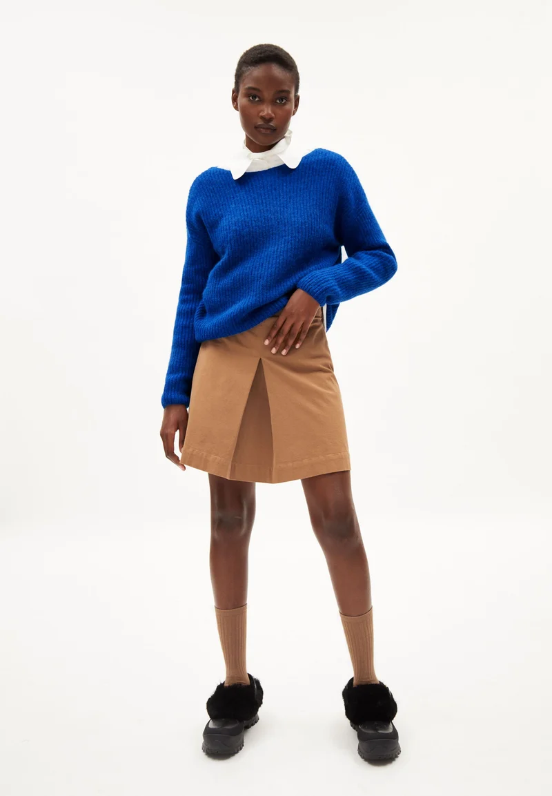 SIAANA | dynamo blue