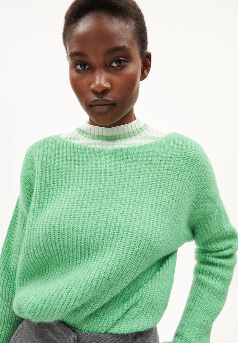 SIAANA | apple neon