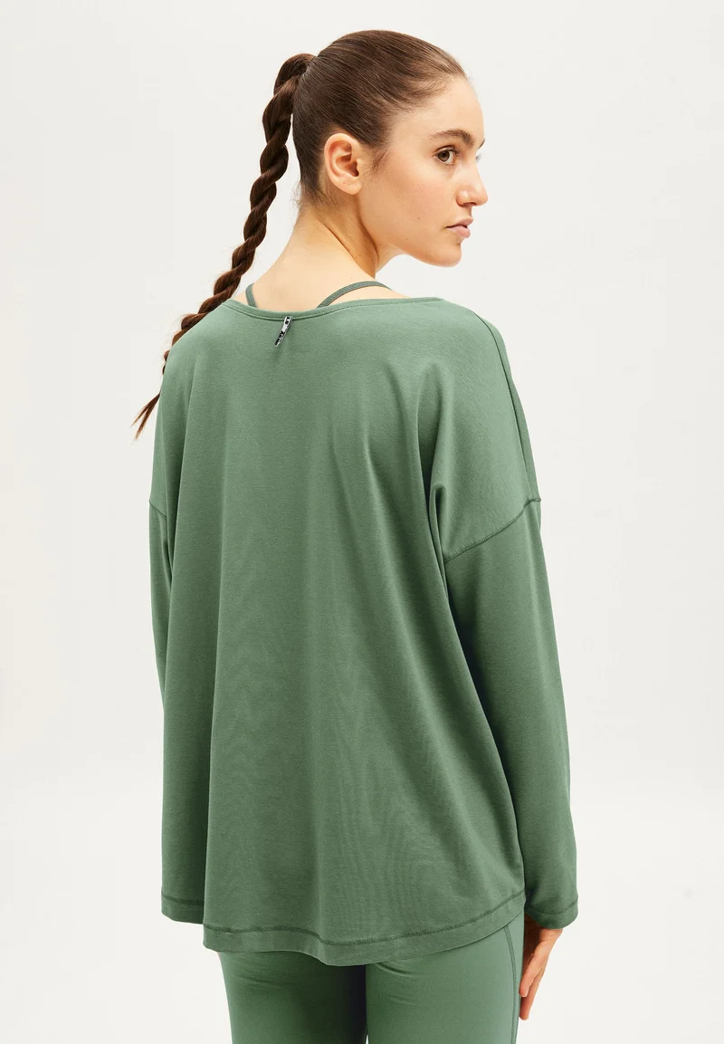 DAYITAA | rosemary green