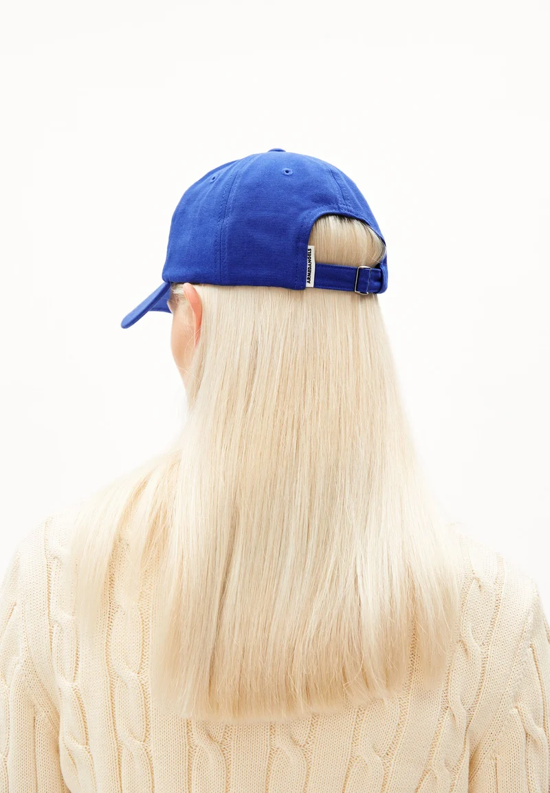 YENAAS BOLD KAPPE | dynamo blue