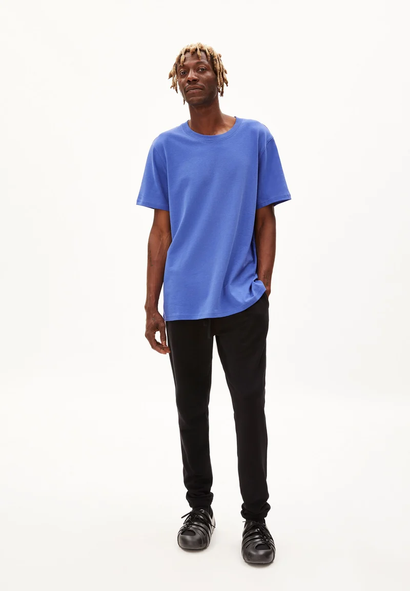 MAARKOS T-SHIRT | vibrant violet