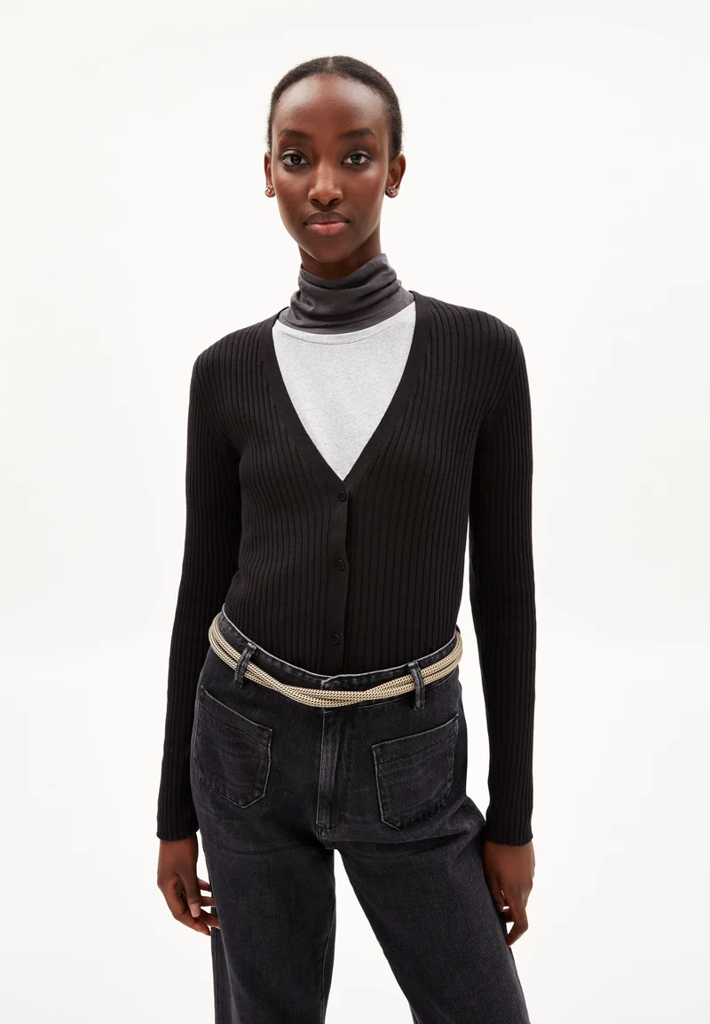 TINNAA | black