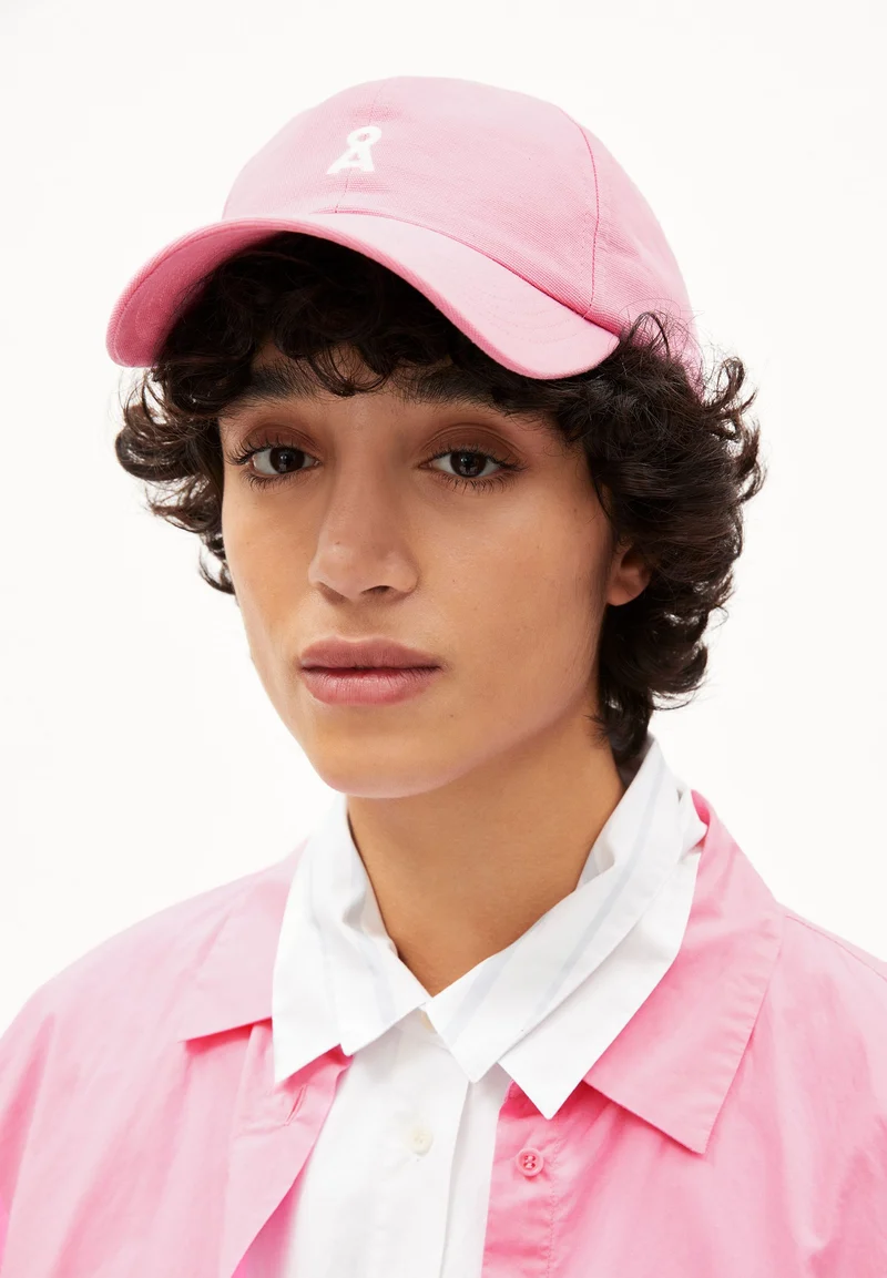YENAAS BOLD KAPPE | raspberry pink