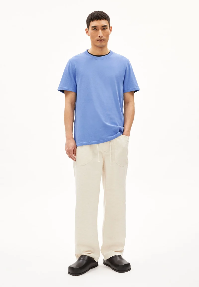 MAARKOS T-SHIRT | blue bloom