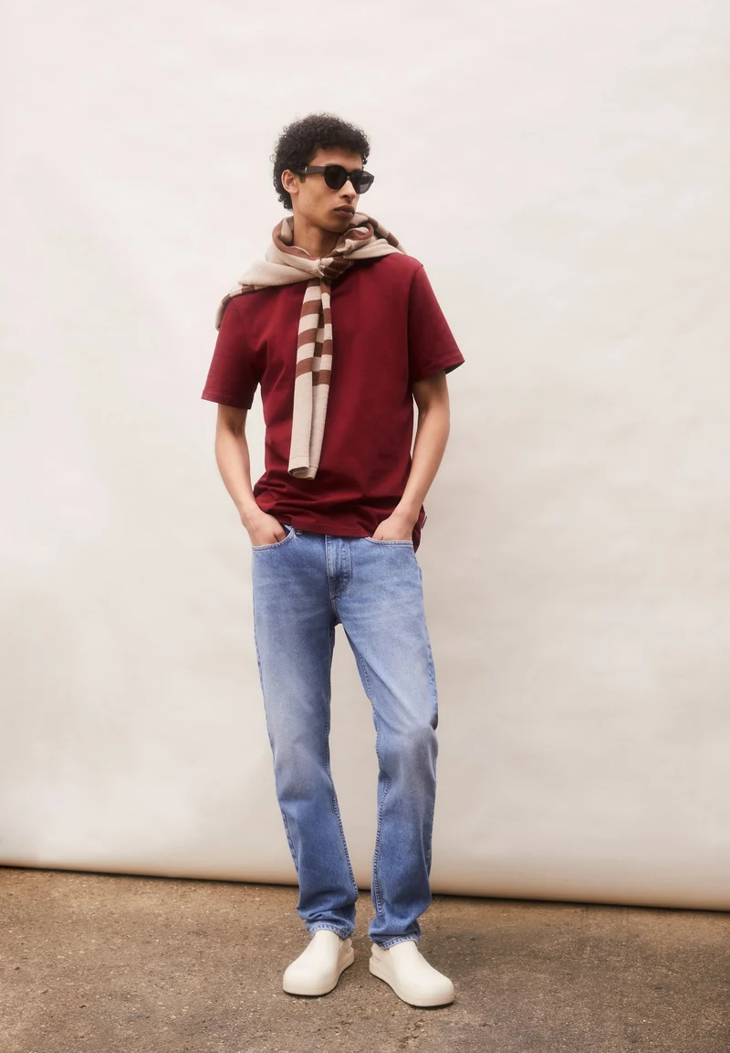 MAARKOS T-SHIRT | dark crimson