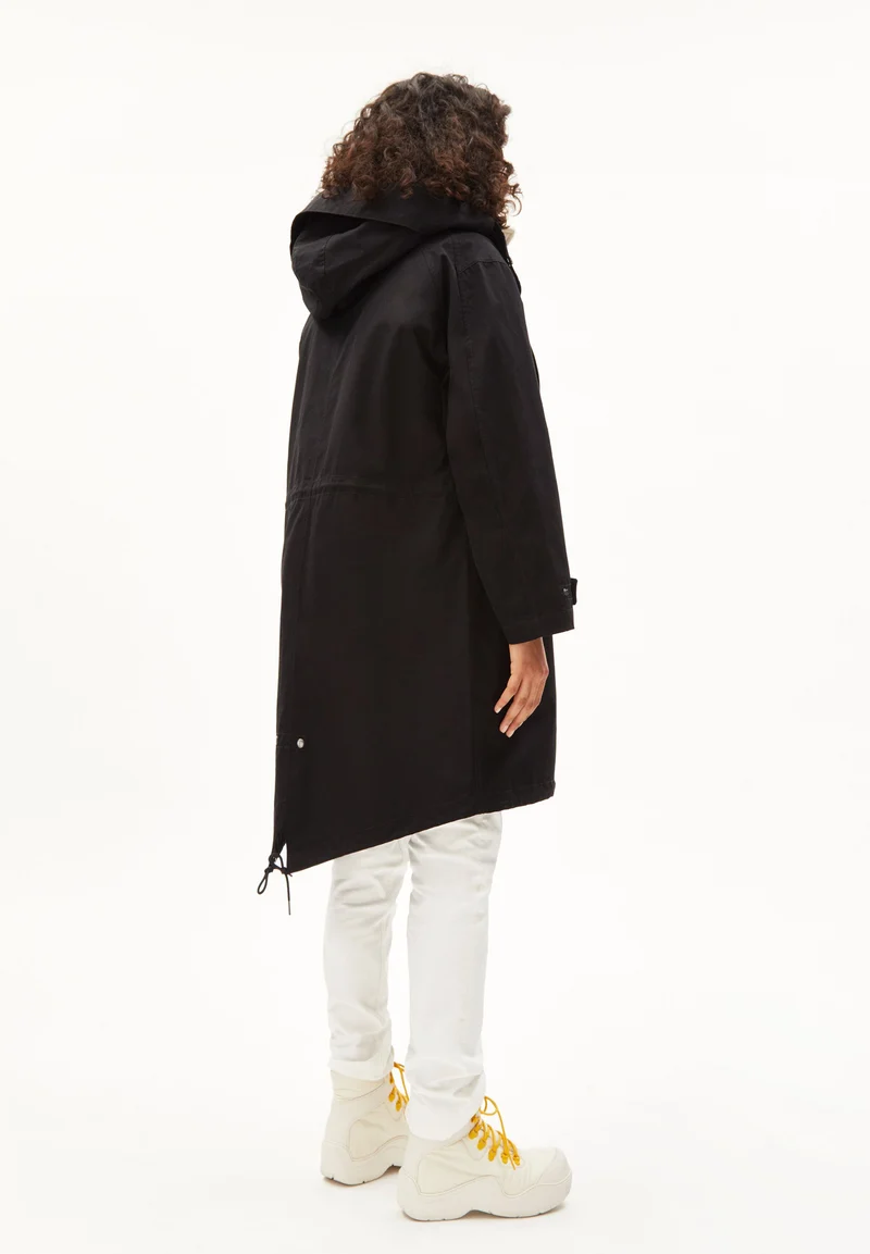 PENEDAA CORE | black