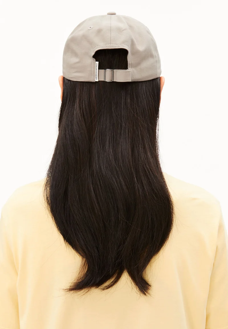 YENAAS BOLD KAPPE | sandstone