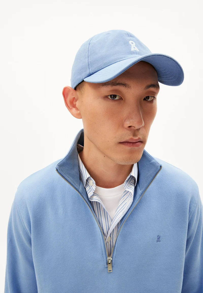 YENAAS BOLD KAPPE | iceberg blue