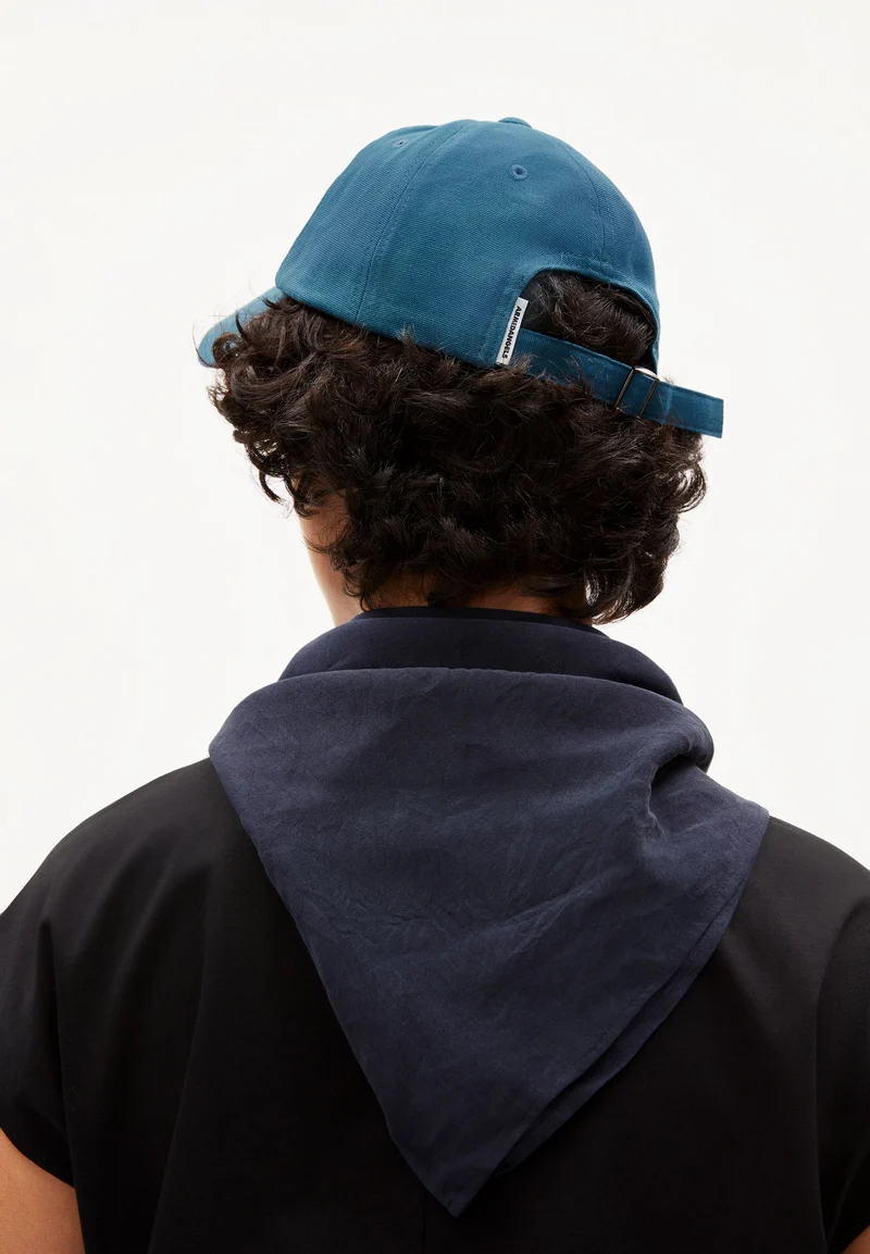 YENAAS BOLD KAPPE | spruce petrol