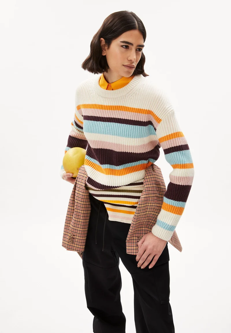 NAARUKO MULTICOLOR | oatmilk