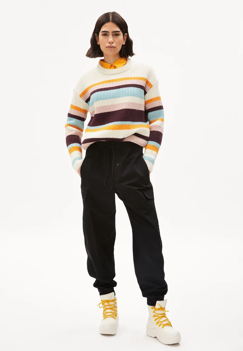 NAARUKO MULTICOLOR | oatmilk