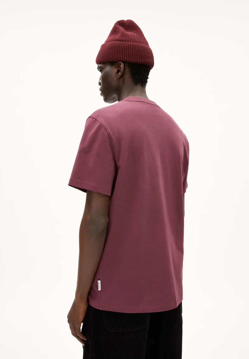 MAARKOS T-SHIRT | cranberry juice