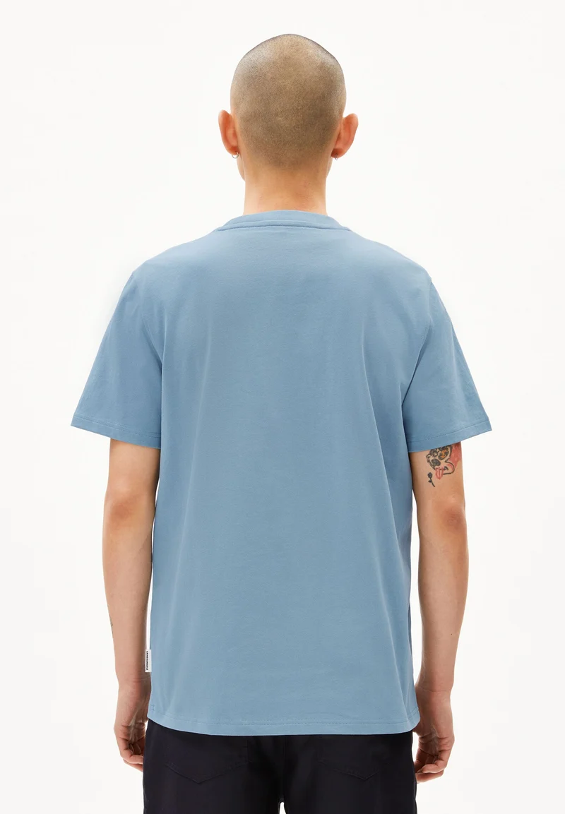 MAARKOS T-SHIRT | pigment blue