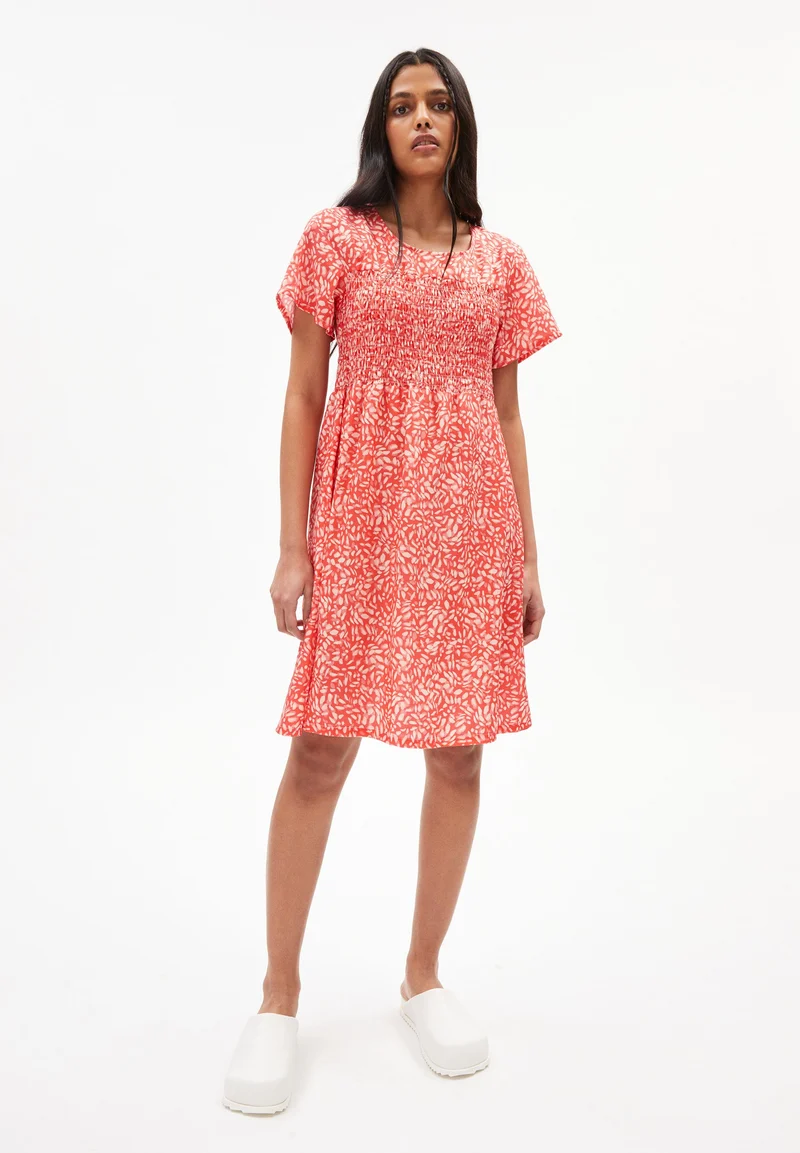 HERAA WATER DOTS | hibiscus