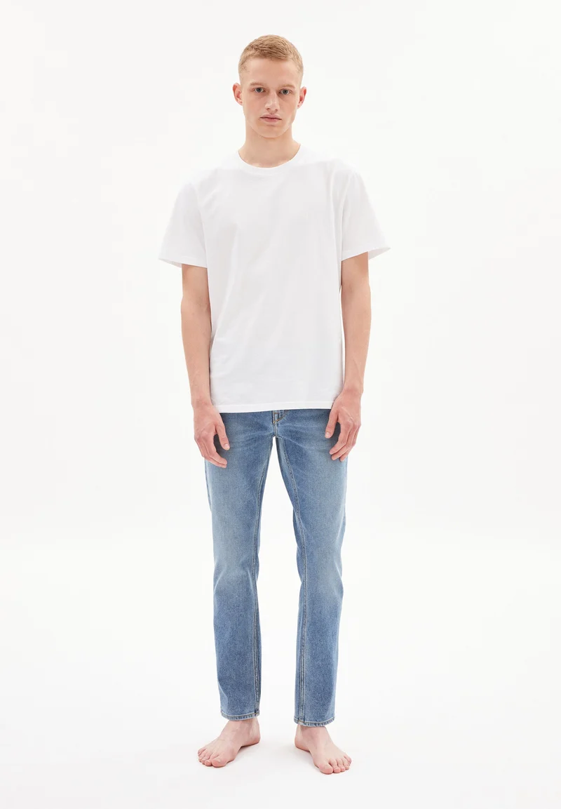 IAAN | light authentic