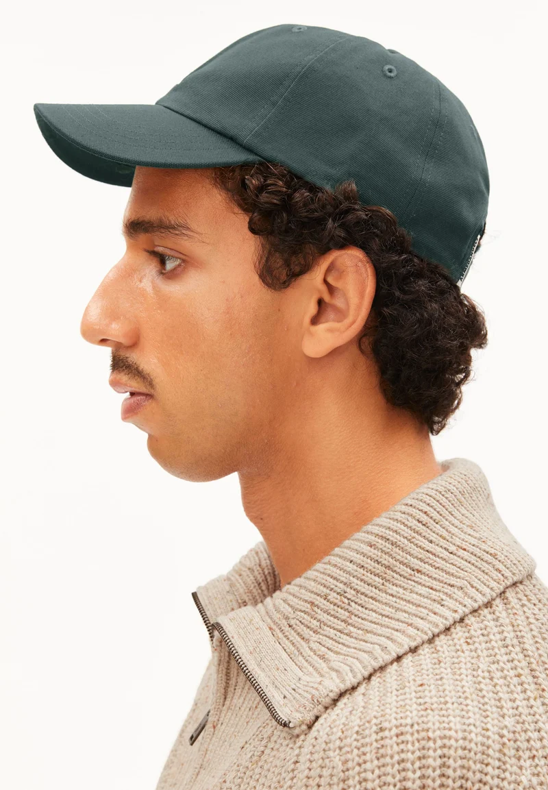 YENAAS BOLD KAPPE | space steel