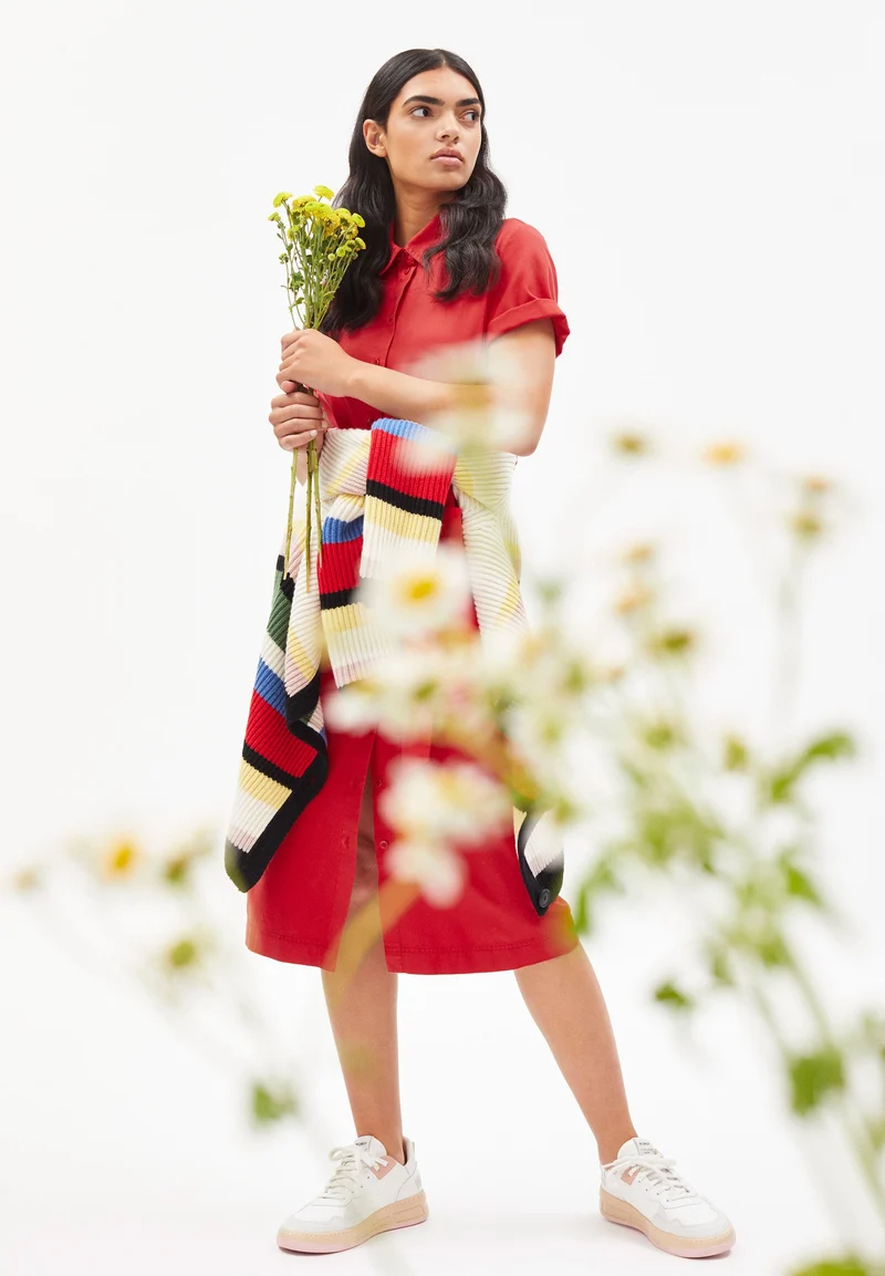 MAARET | dark poppy