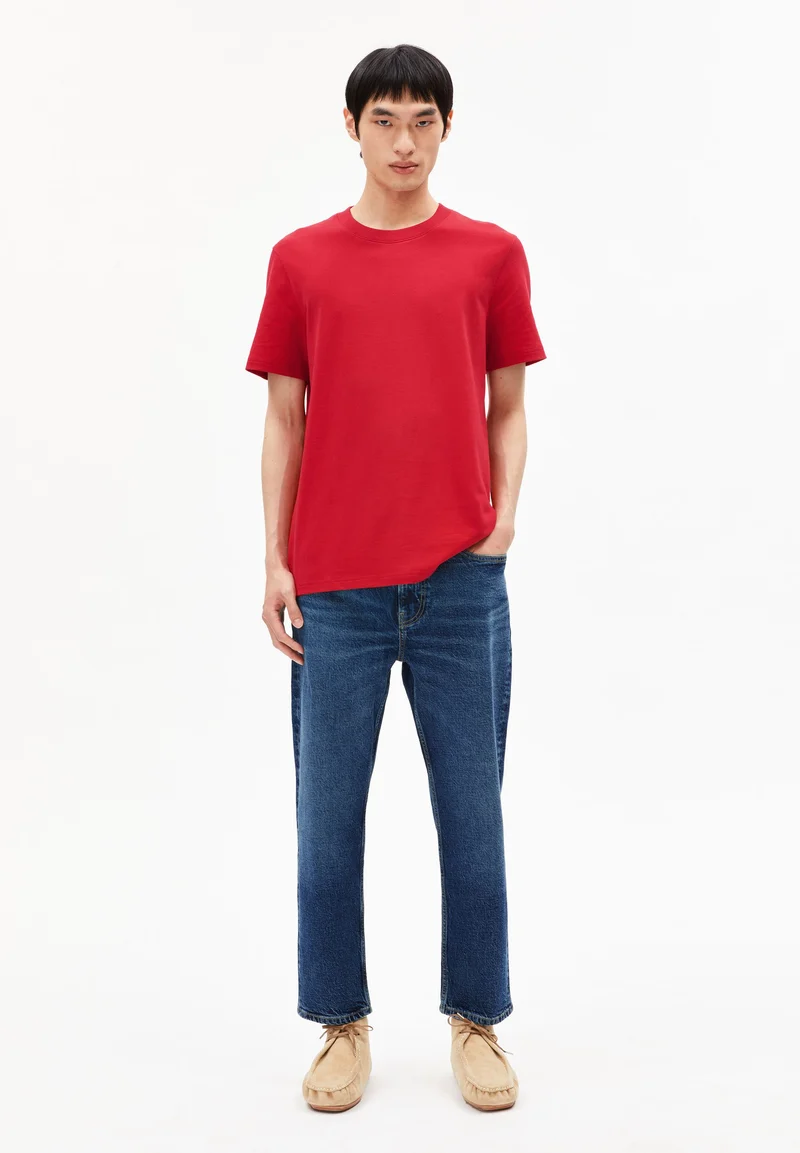 MAARKOS T-SHIRT | scarlet red