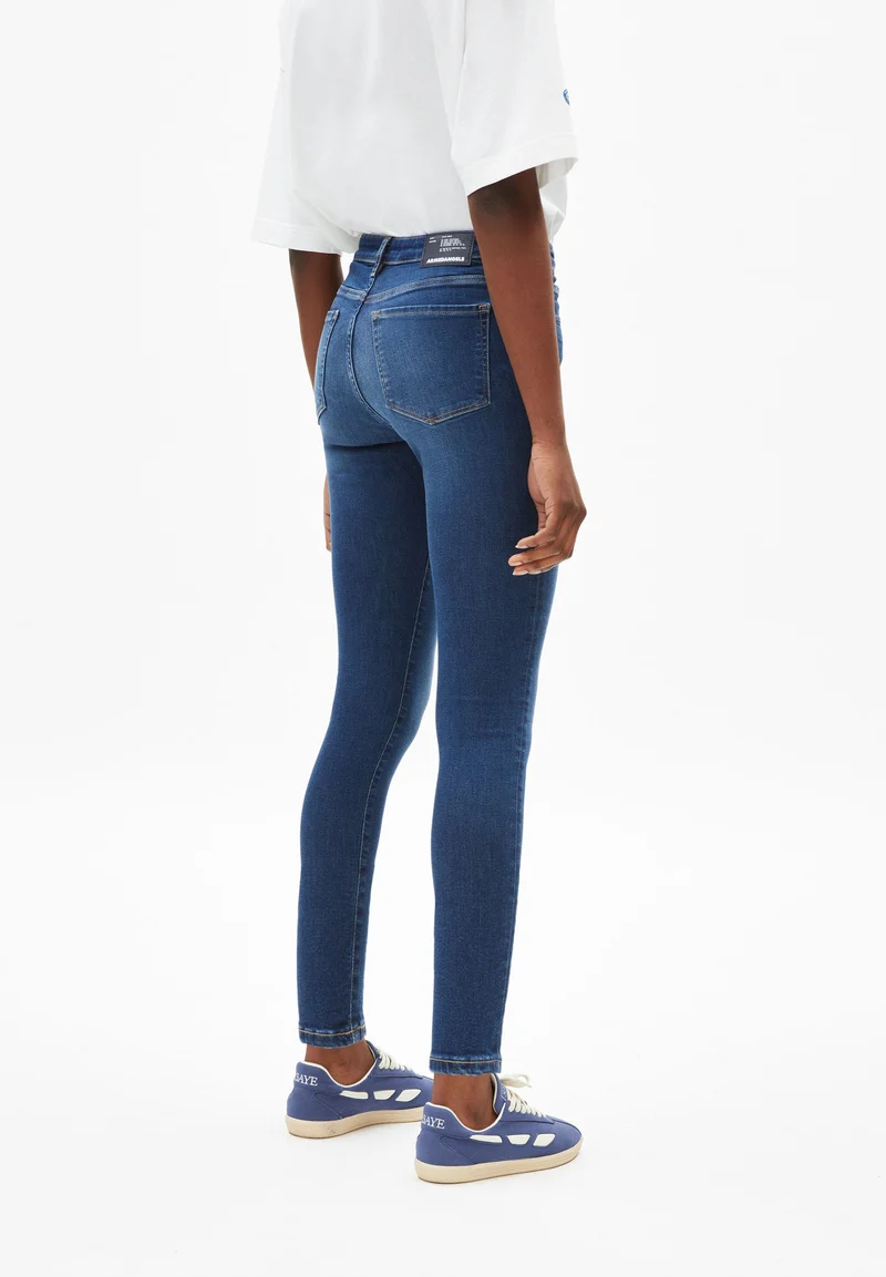 TILLAA | iris blue
