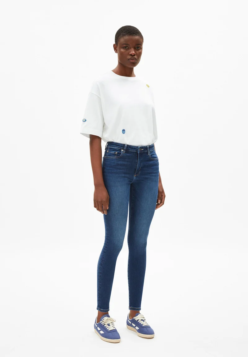 TILLAA | iris blue