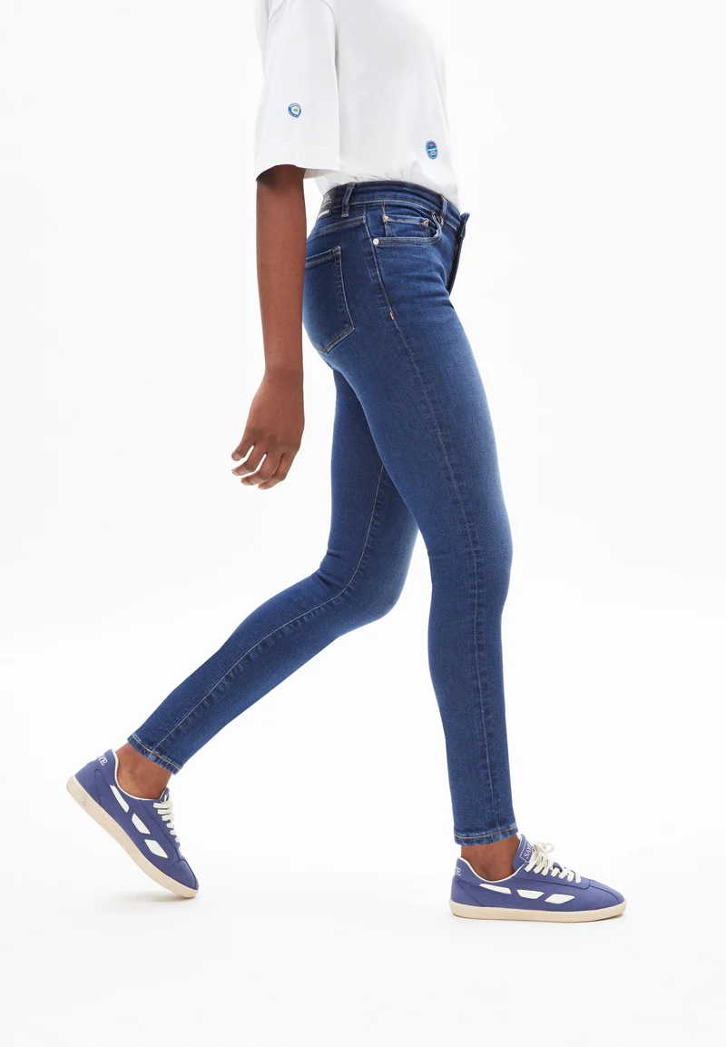 TILLAA | iris blue