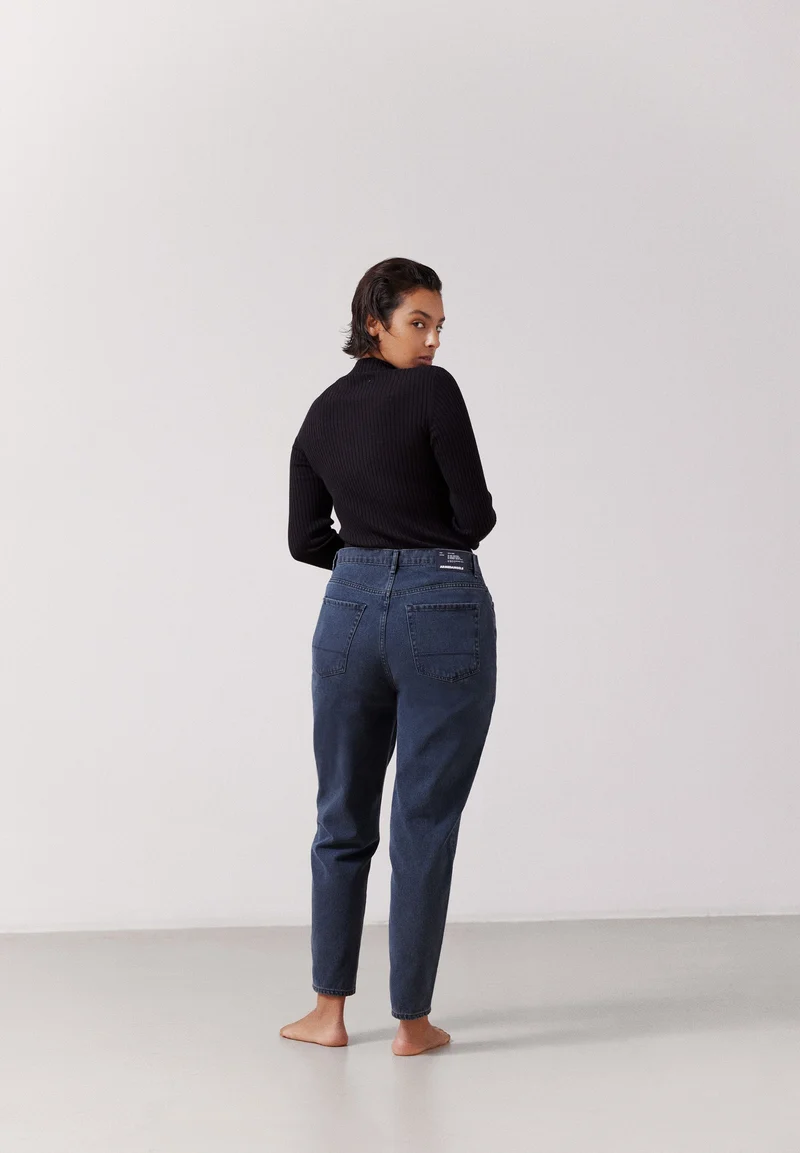 MAIRAA BLACKBLUE | light black blue
