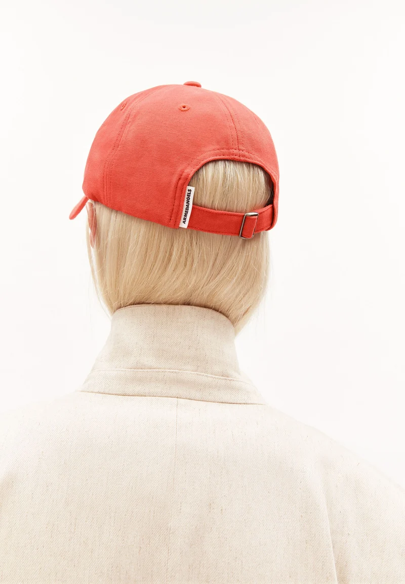 YENAAS BOLD KAPPE | poppy red