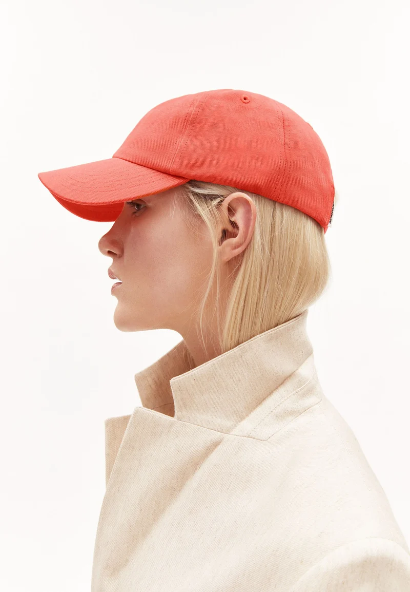 YENAAS BOLD KAPPE | poppy red