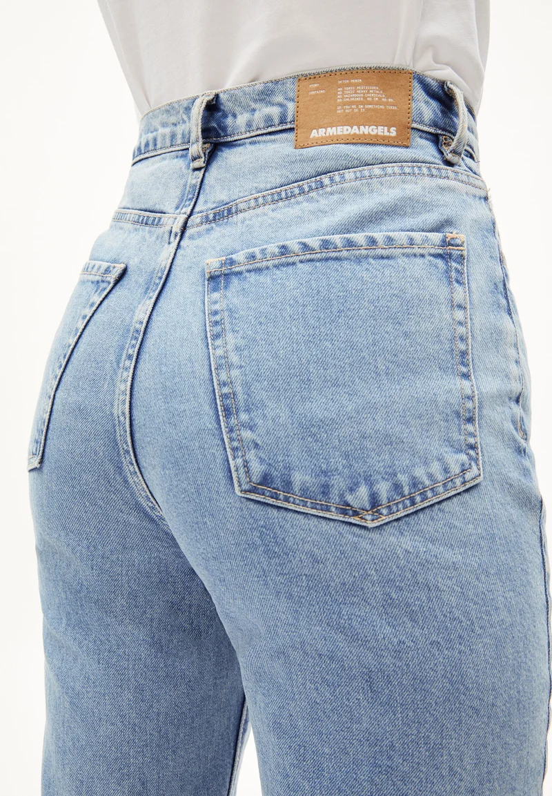 MAIRAA | light fresh blue