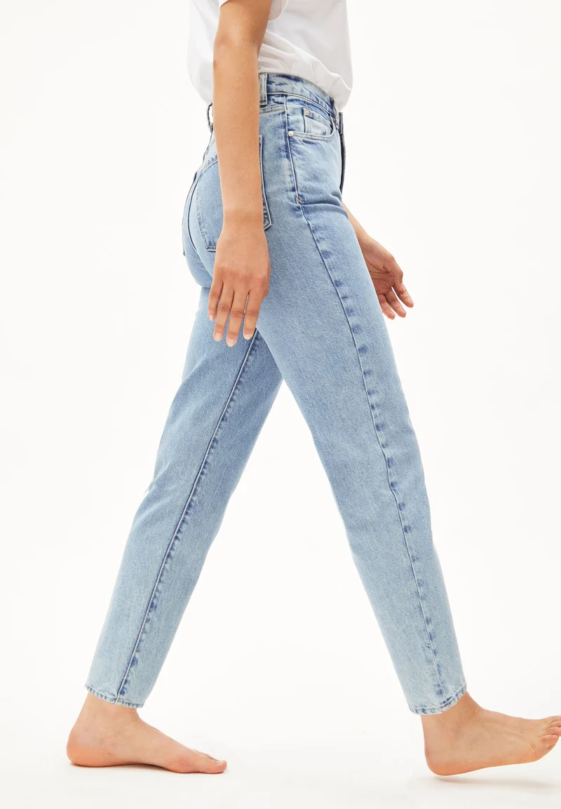 MAIRAA | light fresh blue