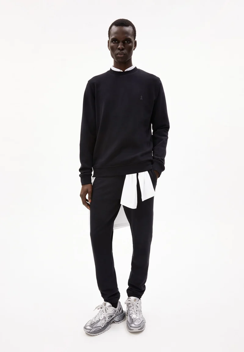 BAARO COMFORT | black