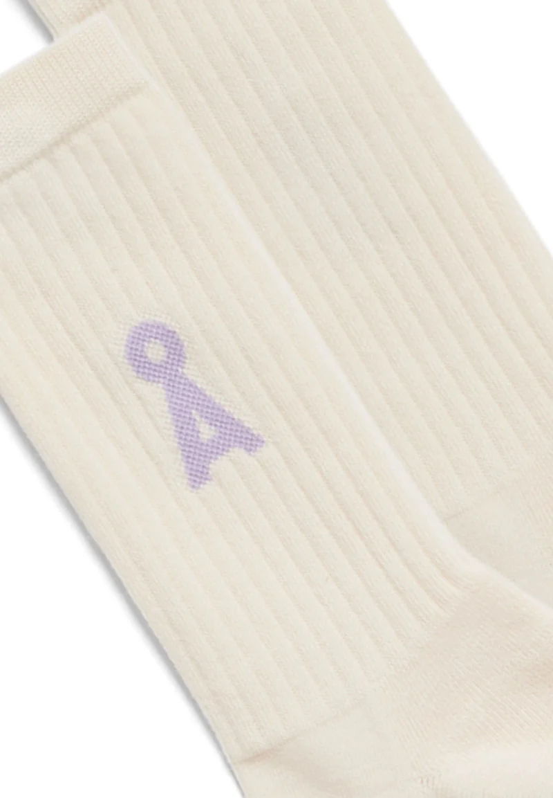 SAAMUS BOLD | oatmilk-lavender light
