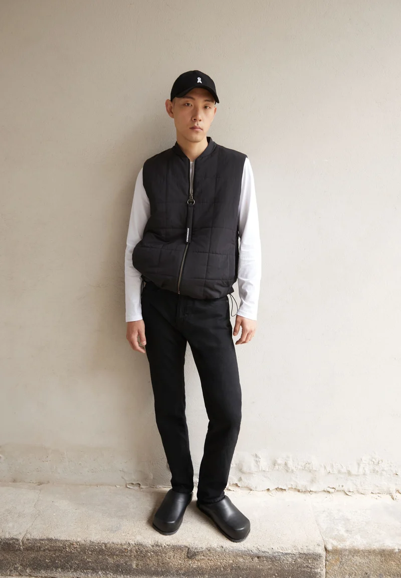 AABISKO | black