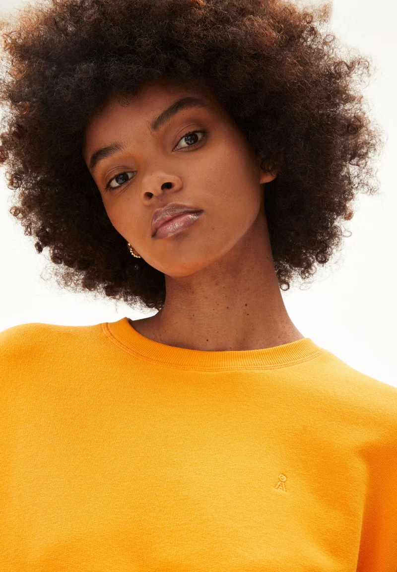 MAARIEKA | apricot