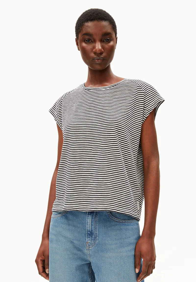 ONELIAA LOVELY STRIPES T-SHIRT | black-oatmilk