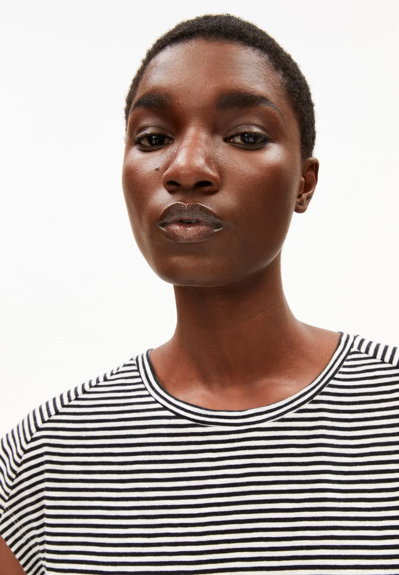 ONELIAA LOVELY STRIPES T-SHIRT | black-oatmilk
