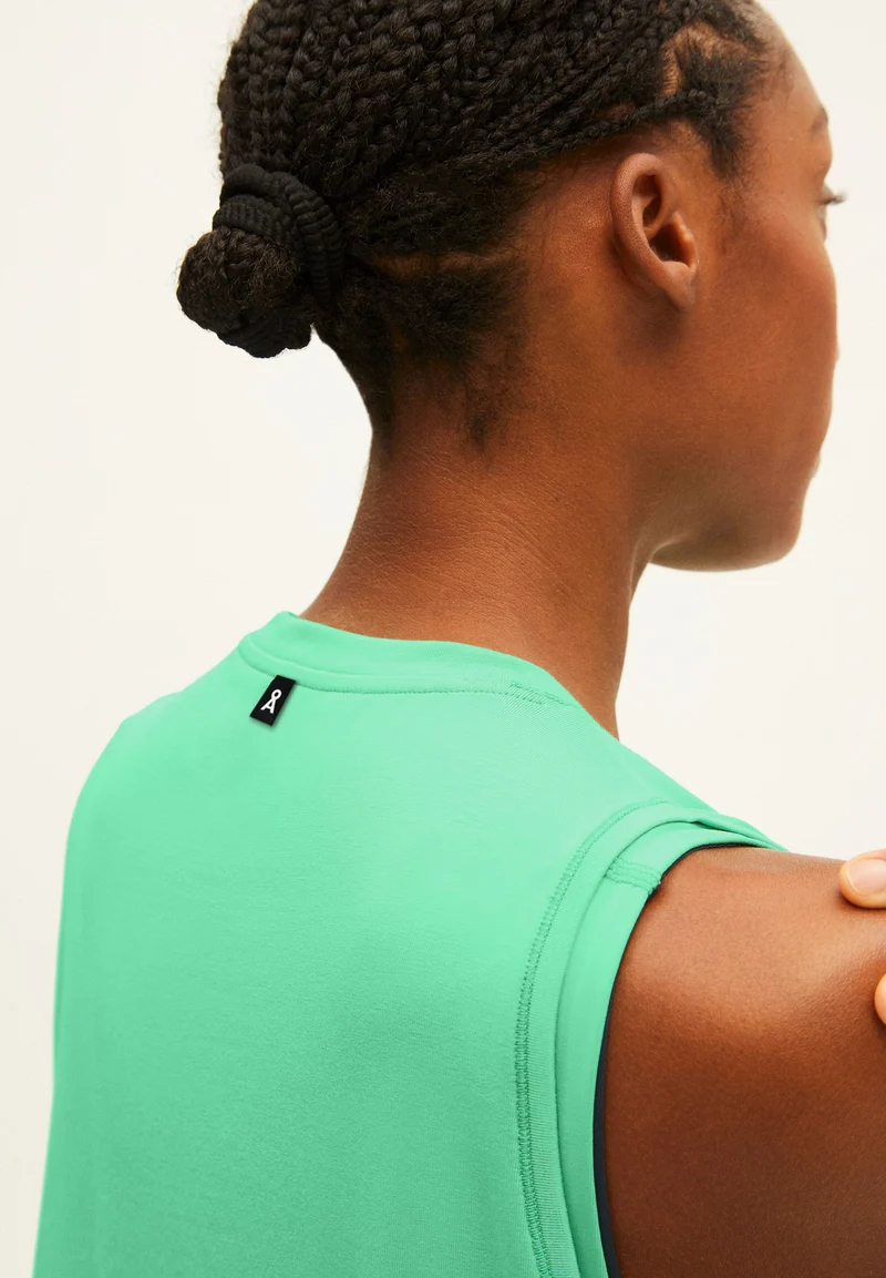 MANJAA | bright lime-indigo