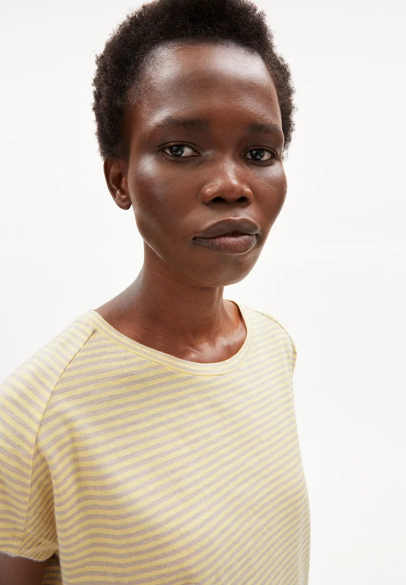 ONELIAA LOVELY STRIPES T-SHIRT | straw-light desert