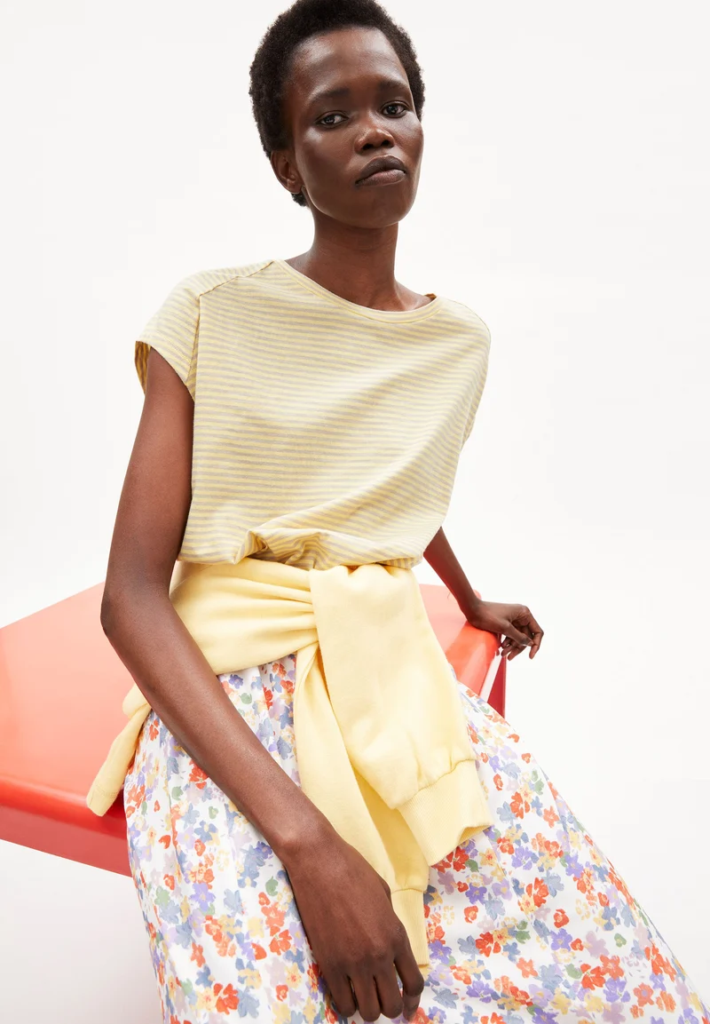 ONELIAA LOVELY STRIPES T-SHIRT | straw-light desert