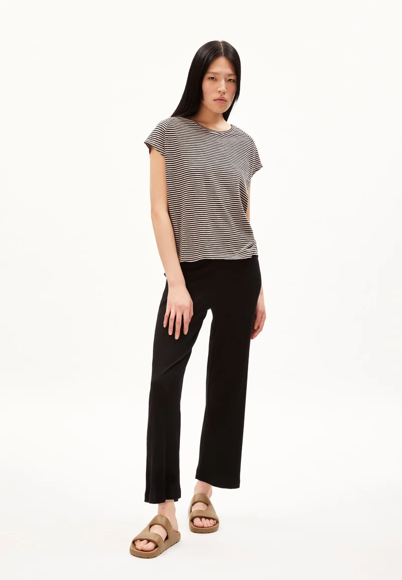 ONELIAA LOVELY STRIPES T-SHIRT | black-light desert