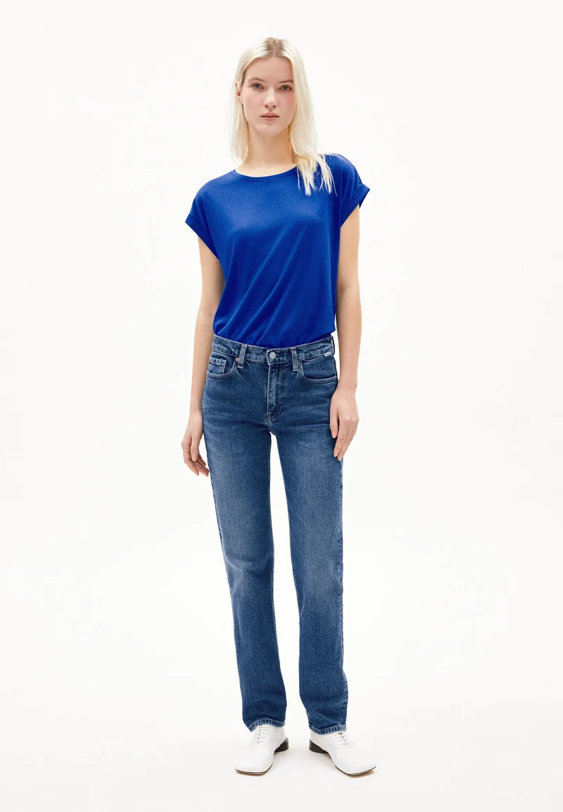 JILAANA T-SHIRT | lapis blue