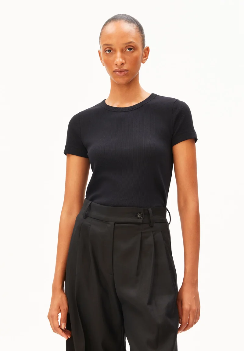 KARDAA T-SHIRT | black