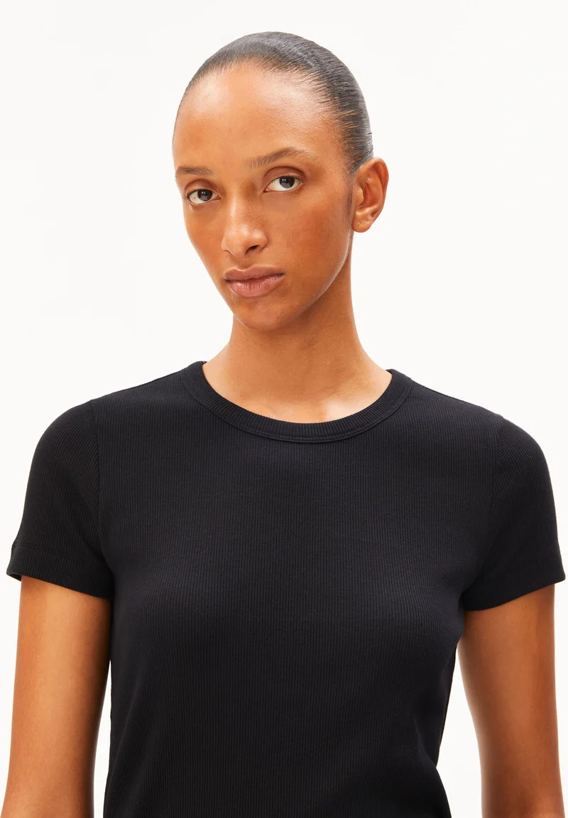 KARDAA T-SHIRT | black