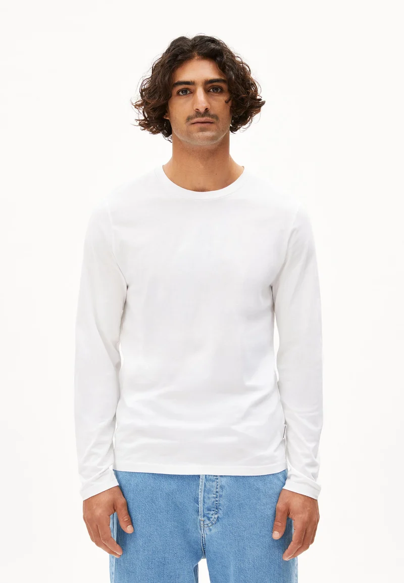 JAAMES LONGSLEEVE | white