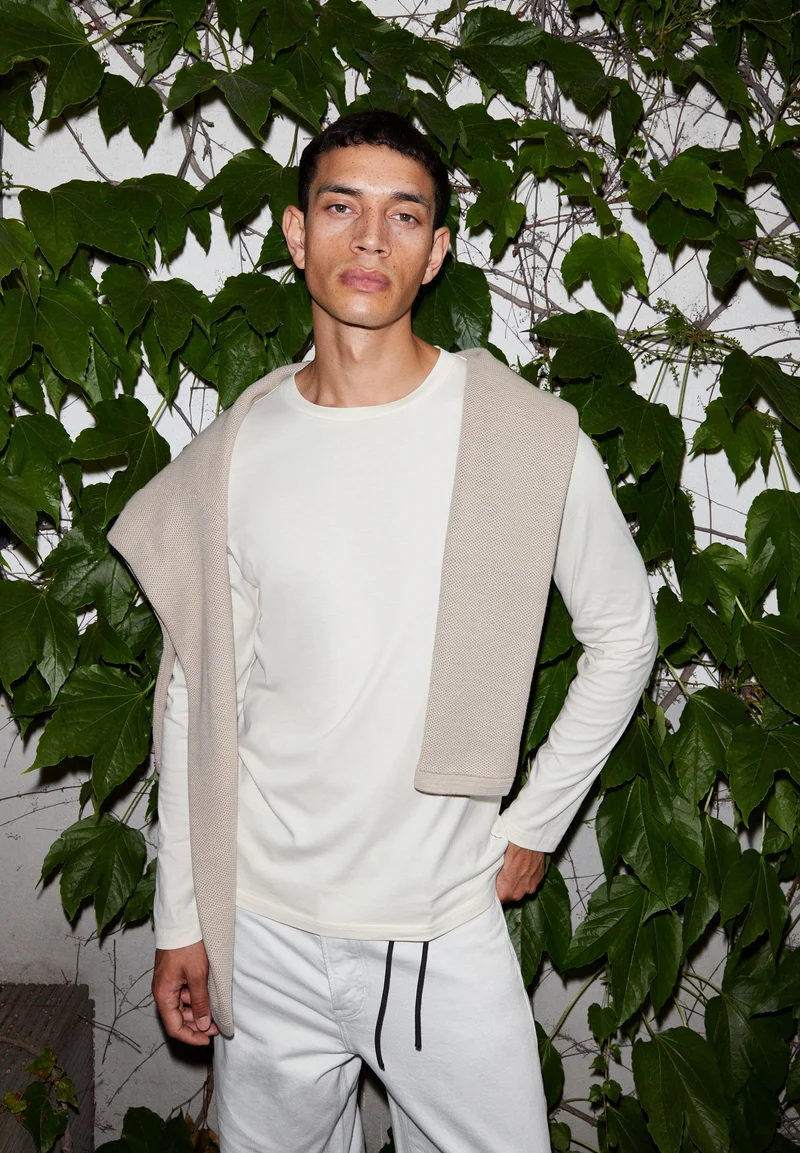 JAAMES LONGSLEEVE | oatmilk