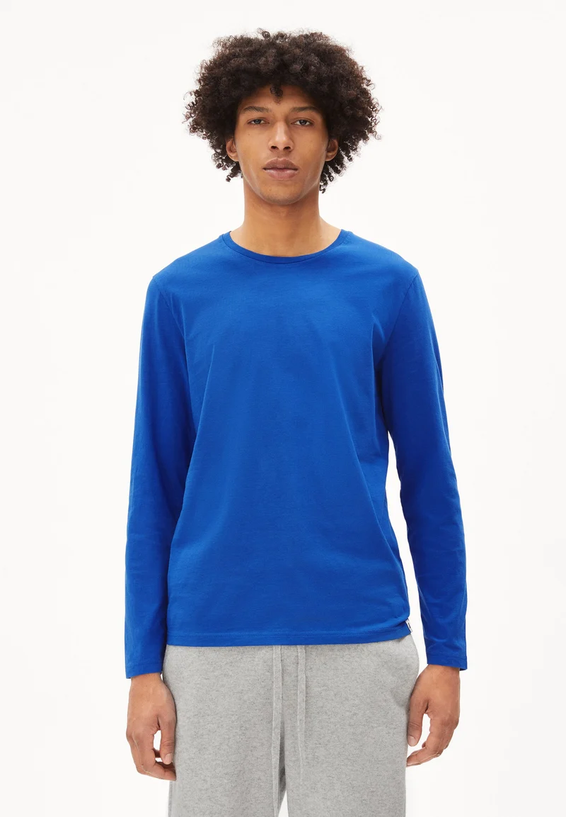 JAAMES LONGSLEEVE