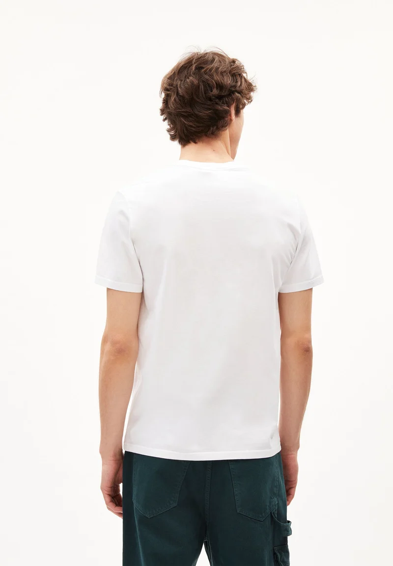 JAAMES FISH SOUP | white